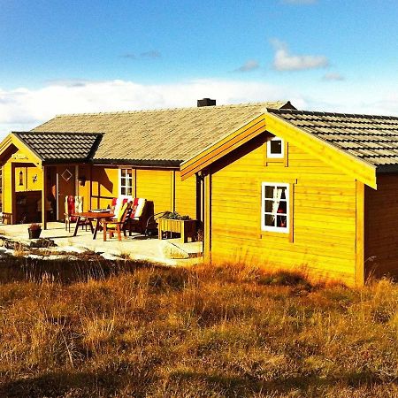 Three-Bedroom Holiday Home In Dyrvik Tuvnes 外观 照片