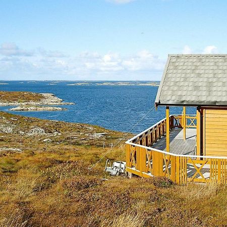 Three-Bedroom Holiday Home In Dyrvik Tuvnes 外观 照片