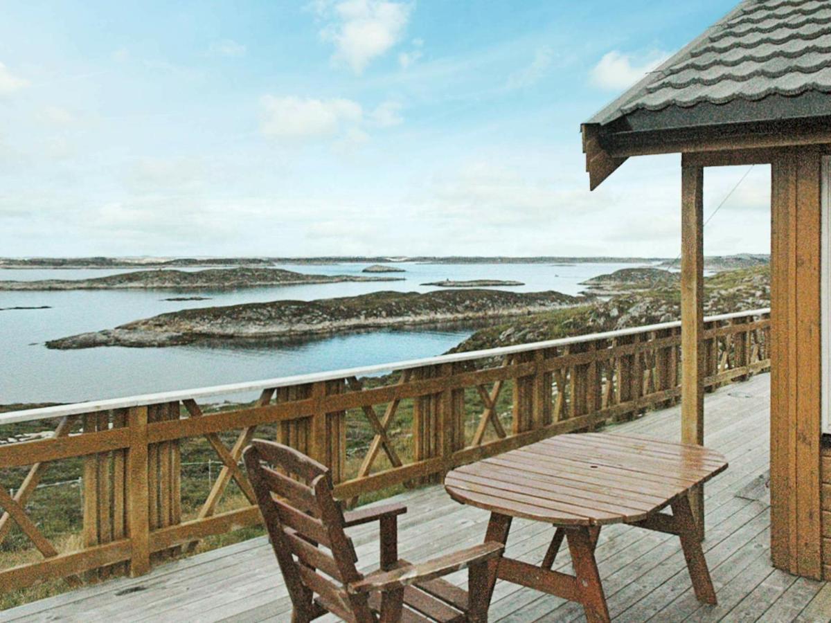 Three-Bedroom Holiday Home In Dyrvik Tuvnes 客房 照片